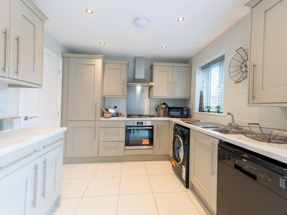 Pass The Keys Contemporary 2 Bedroom Ludlow